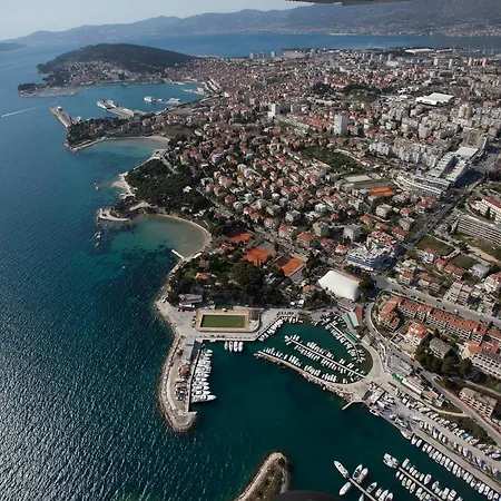 Near Sandy Firule Appartement Split