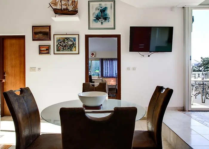 Near Sandy Firule Spalato