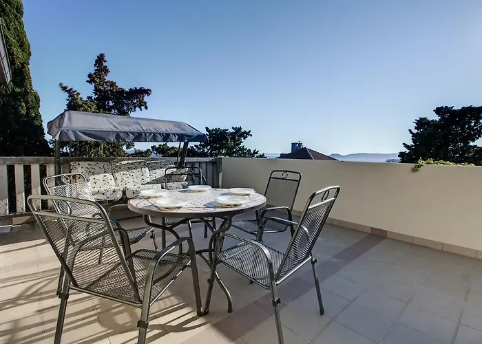 Near Sandy Firule Spalato