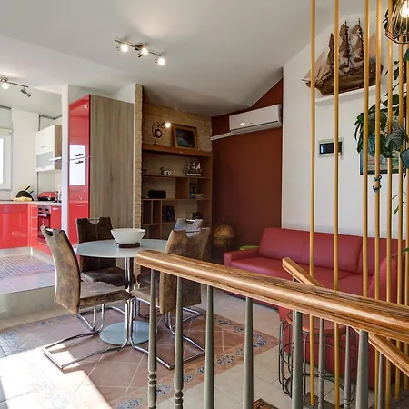 Near Sandy Firule شقة *